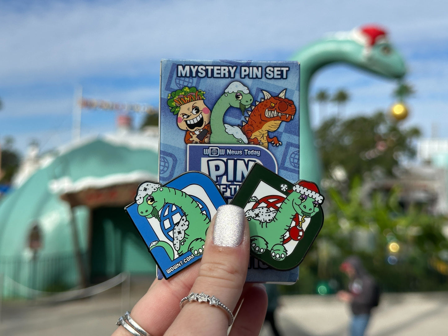 WDWNT Pin of the Month Kickoff Collection Blind Box Mystery Set